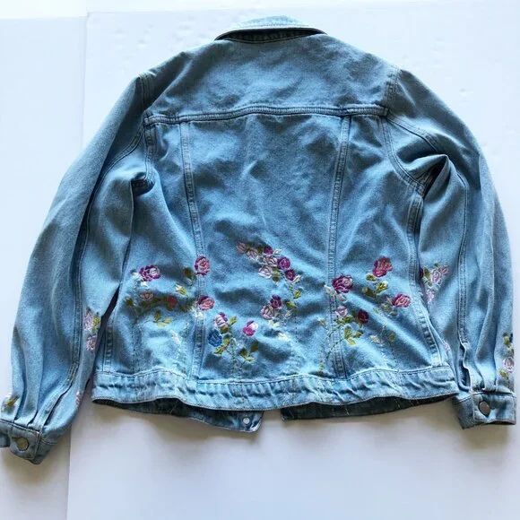 NEWPORT NEWS Vintage Embroidered Floral Denim Jean Jacket Womens 8 - Picture 4 of 11